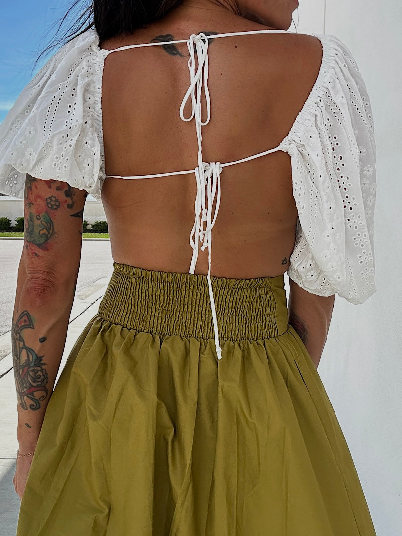 White Eyele Crop